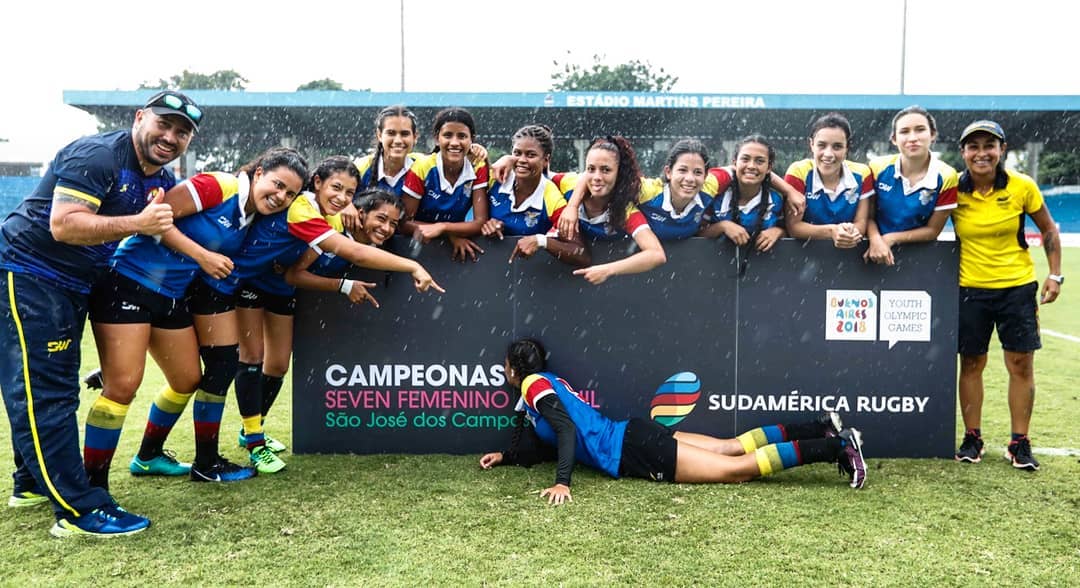 Tucanes juvenil