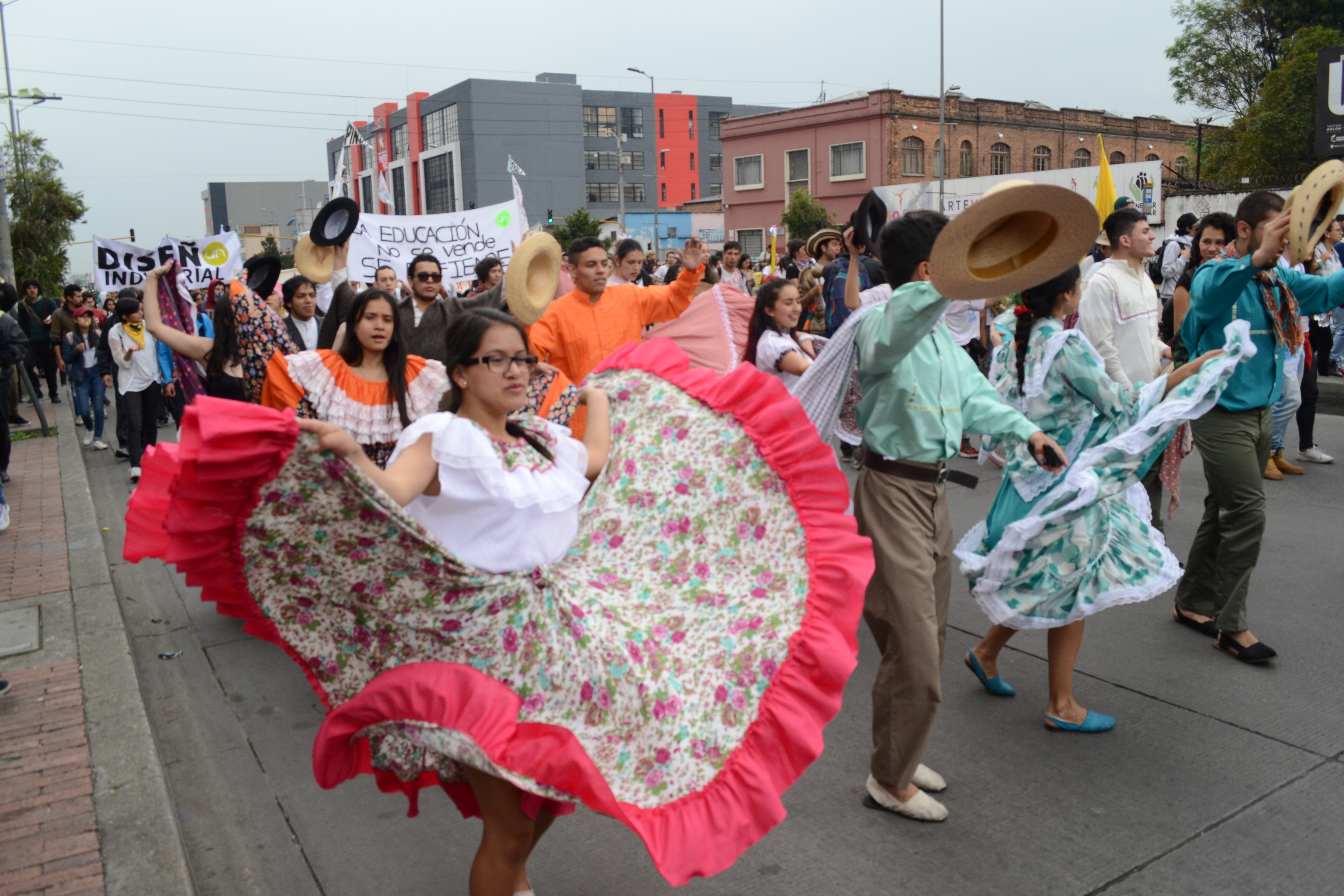 La danza expresa