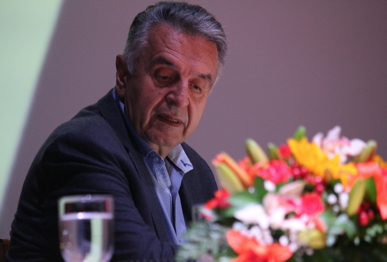 Luis Eduardo Garzón – 2
