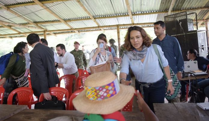 Gobierno y Minga