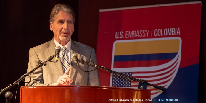 Kevin-Whitaker-embajador-de-Estados-Unidos-en-Colombia