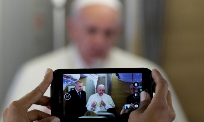 Papa Francisco - Medios