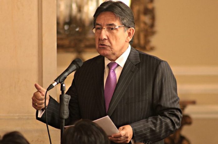 nestorhumbertomartinez123_0-780x514