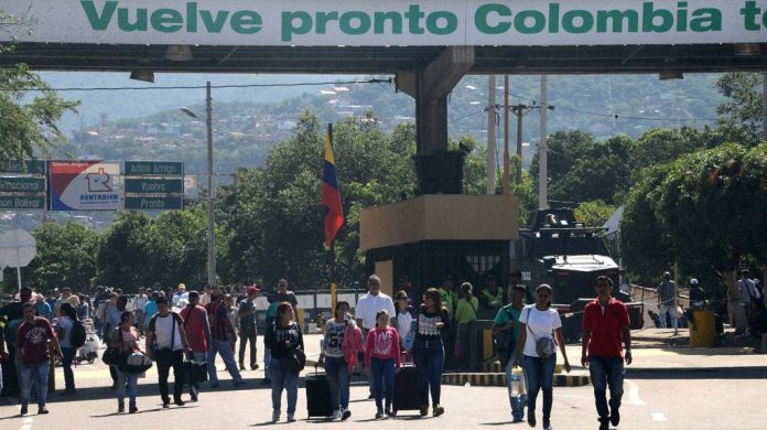 venezuela-economy-crisis-border_11311809