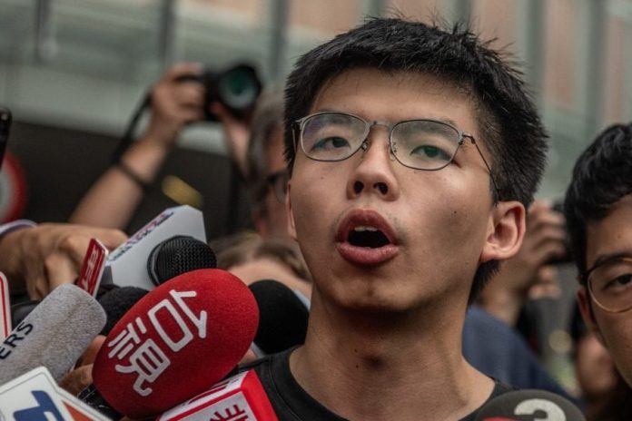 Lider de las protestas arrestado