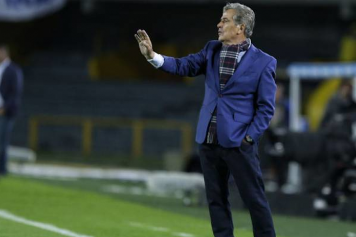 Renunció Pinto