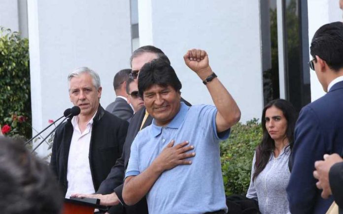 evo-morales-mexico