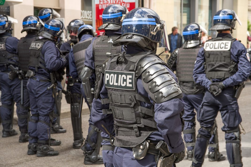 Francia adoptó en 2019 nuevas leyes para regular la protesta social. Foto: Jacqueline Macou