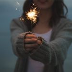 sparkler-677774_640