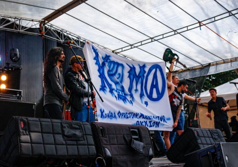 <strong>KOMA: Un grito de protesta a través del <em>Punk</em></strong>