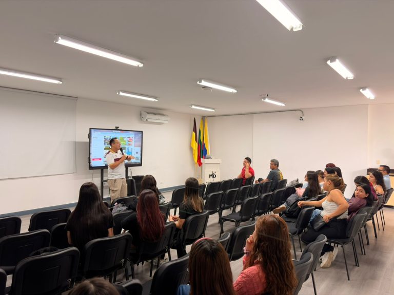 ¿Cómo leer nuestras calles? Andrés Francel comparte las claves para narrar y transformar la ciudad