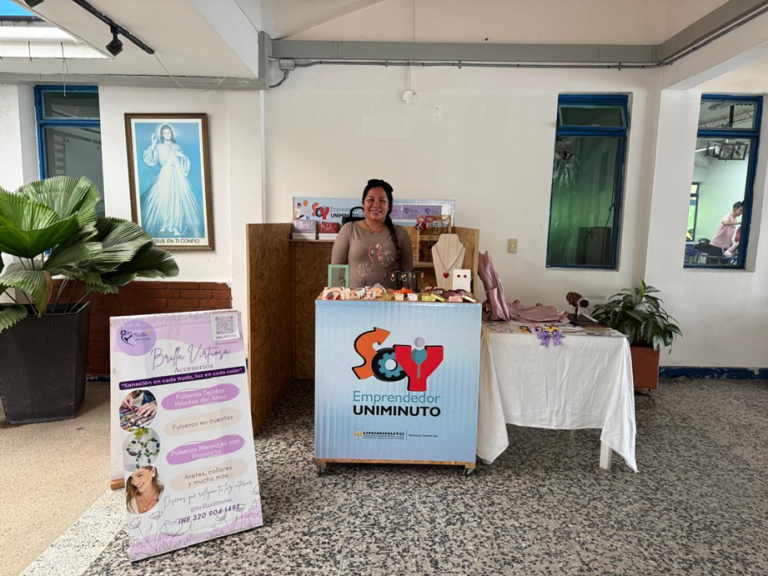 “Brilla Virtuosa”: El emprendimiento de una egresada de UNIMINUTO que transforma vidas con arte, sanación y propósito